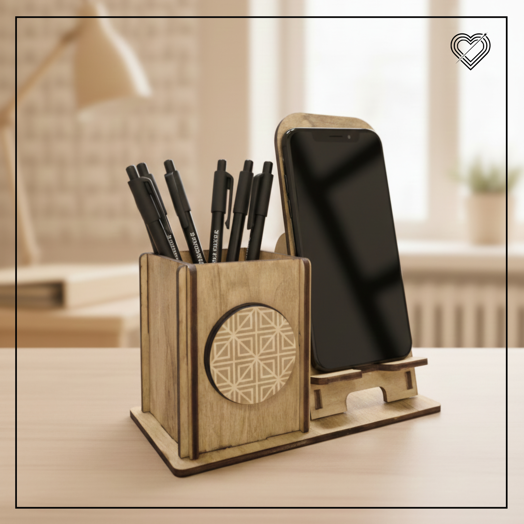 Handy- und Stiftehalter mit Personalisierung